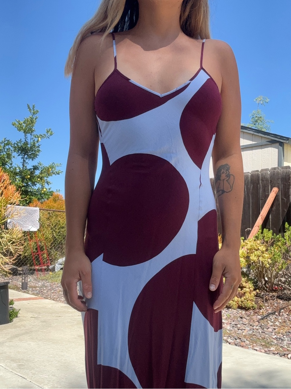 Dress - Picture 9 of 11